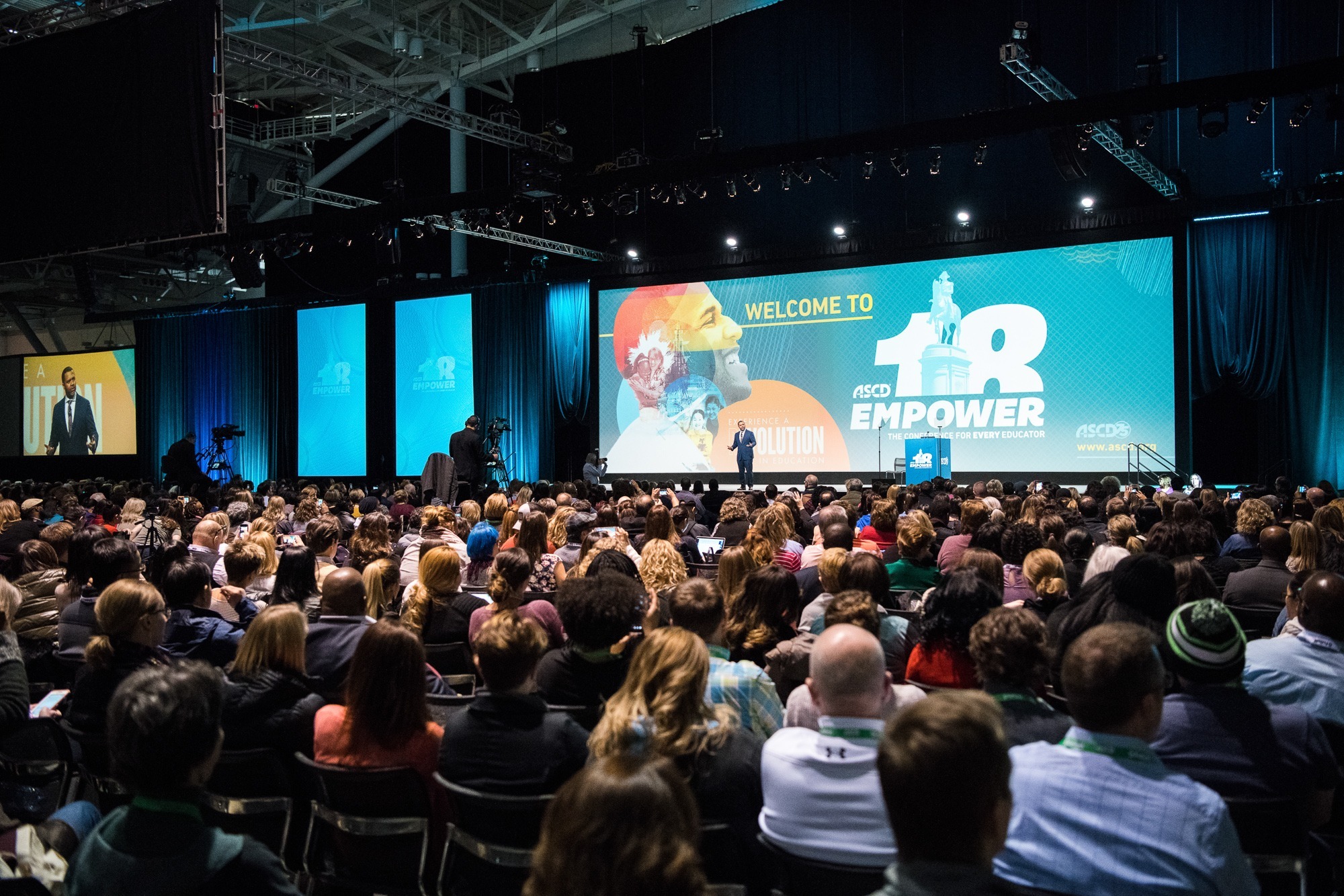 Dr. Manny Scott keynoting ASCD Empower to a packed convention hall